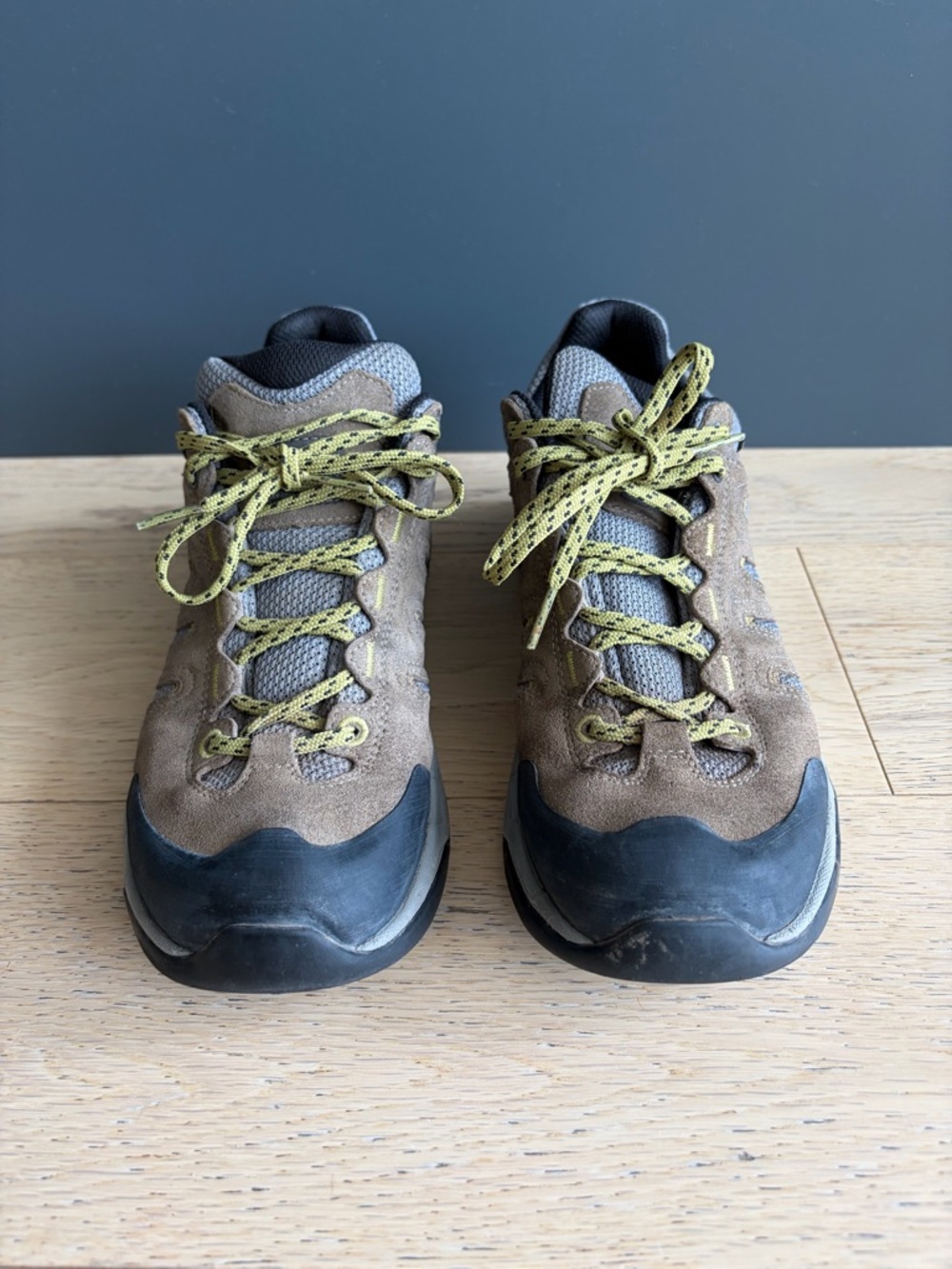 Scarpa Moraine GTX classic low hiking shoe, womens, size 7, 38, 5. Very good!